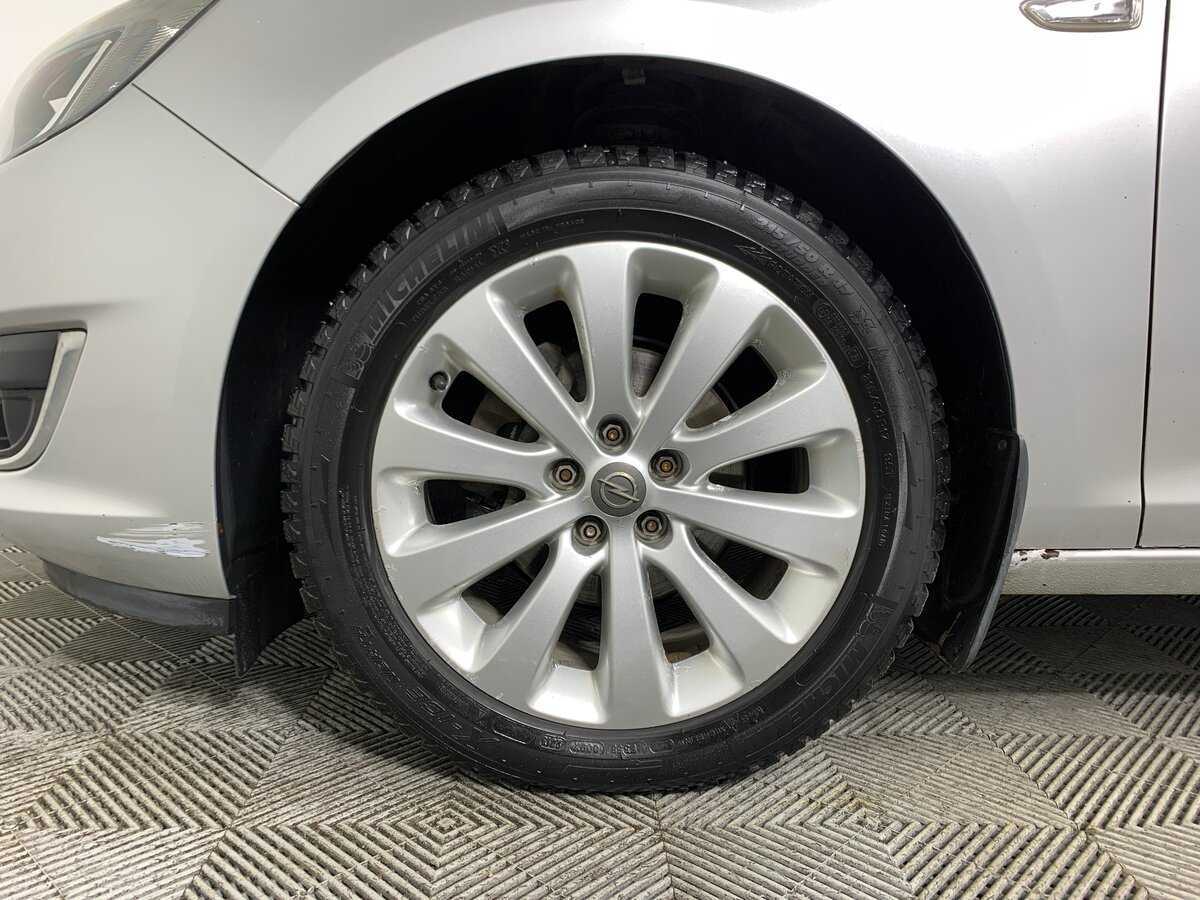 Купить Opel Astra с пробегом. Фото: #8