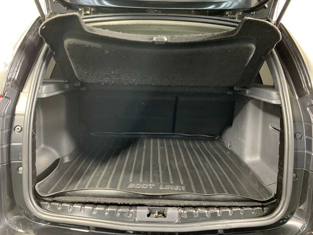 Купить Nissan Terrano с пробегом. Фото: #19