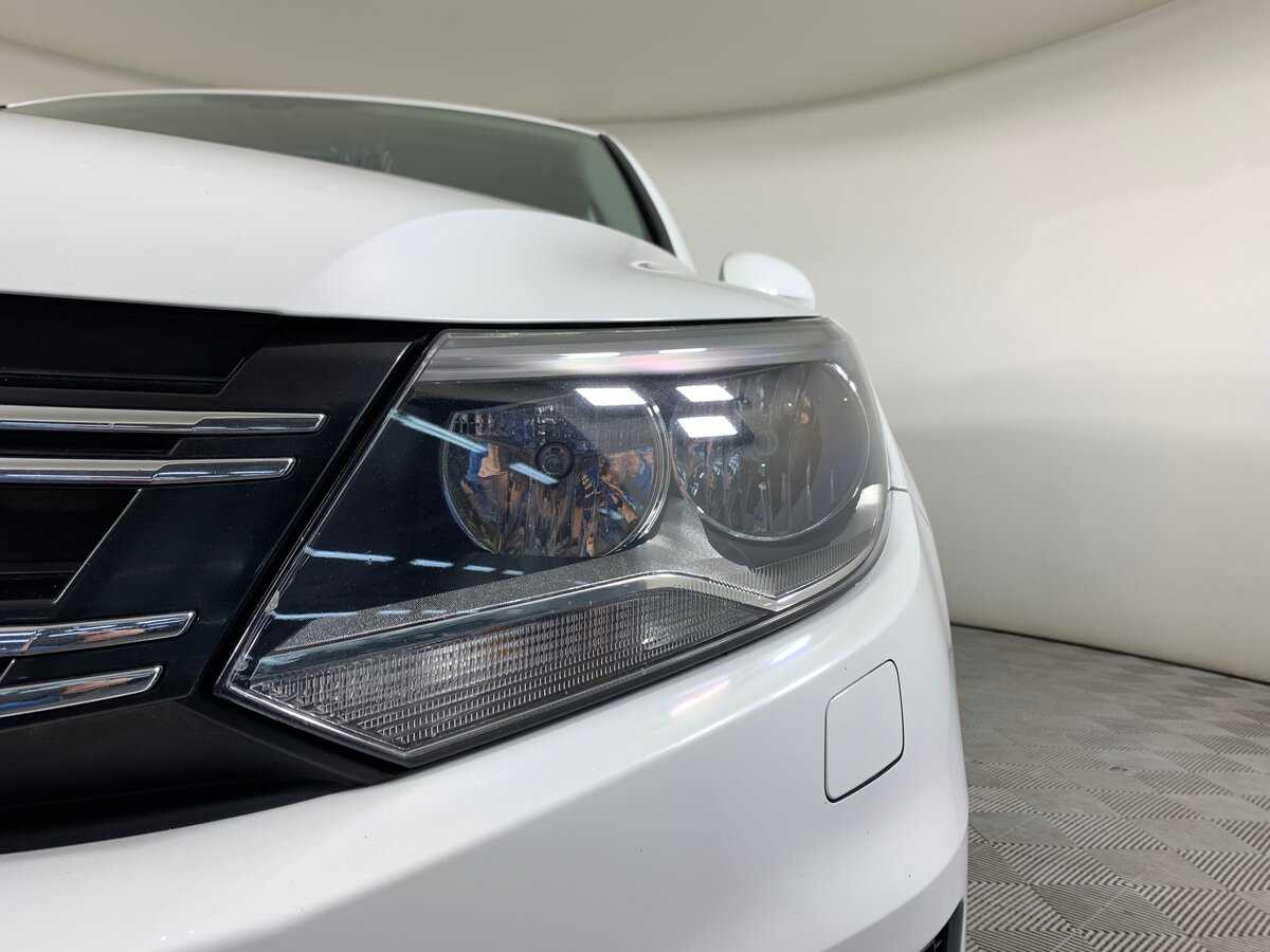 Купить Volkswagen Tiguan с пробегом. Фото: #9