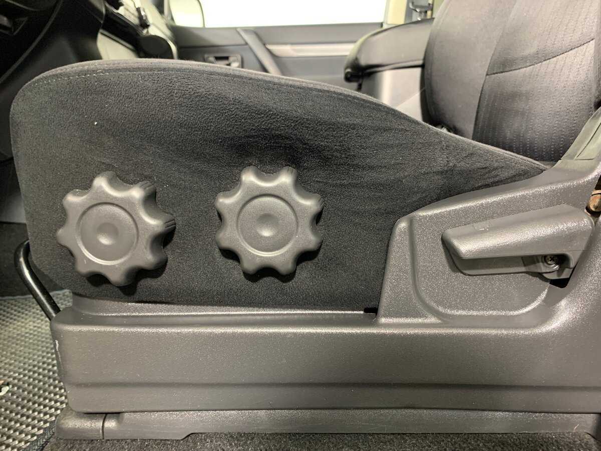 Купить Mitsubishi Pajero с пробегом. Фото: #16