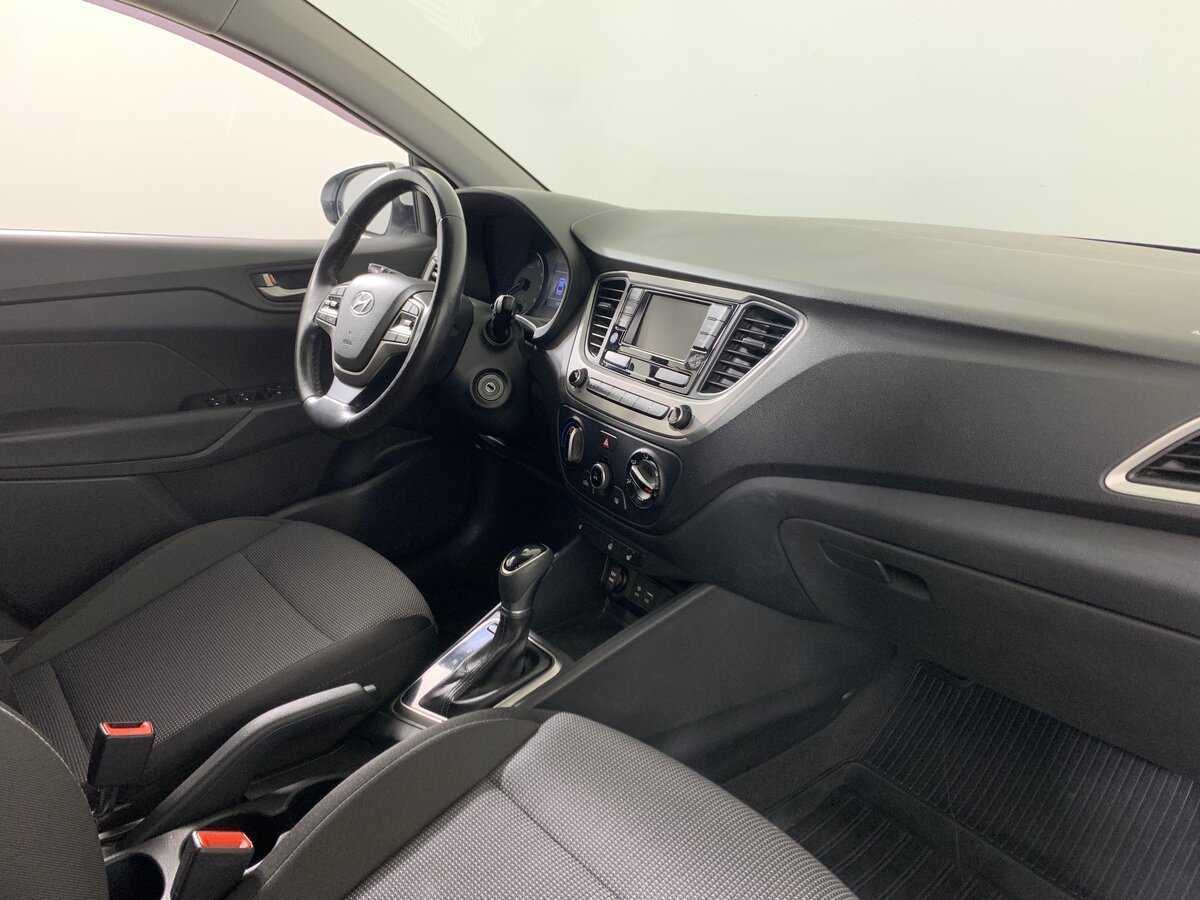 Купить Hyundai Solaris с пробегом. Фото: #12