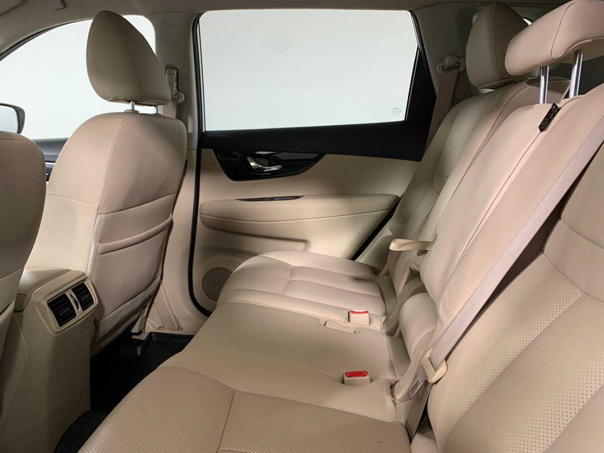 Купить Nissan X-Trail с пробегом. Фото: #17