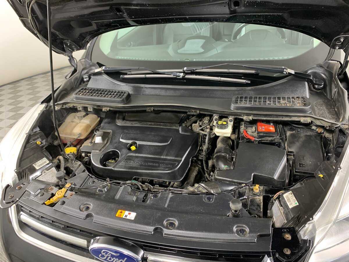 Купить Ford Kuga с пробегом. Фото: #9