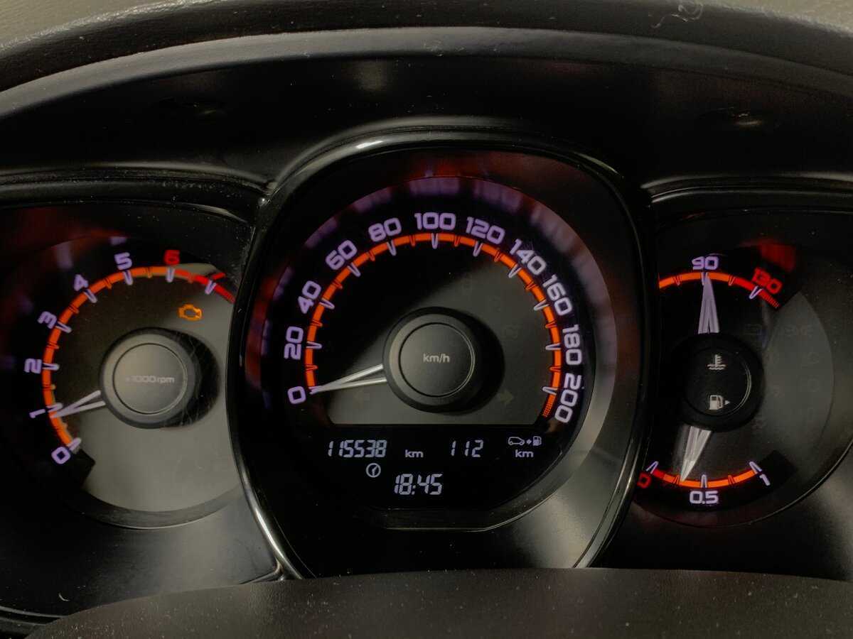 Купить Lada (ВАЗ) Vesta с пробегом. Фото: #14