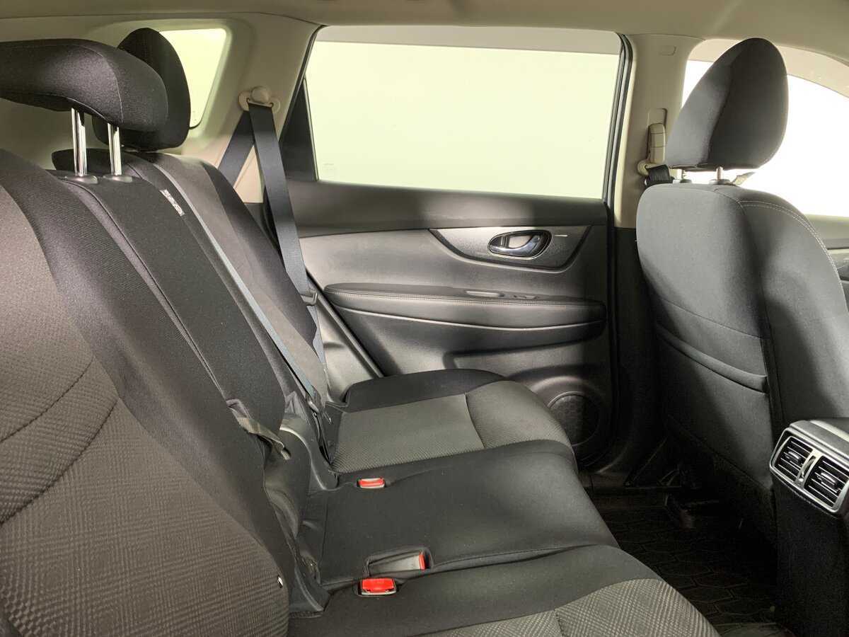 Купить Nissan X-Trail с пробегом. Фото: #17