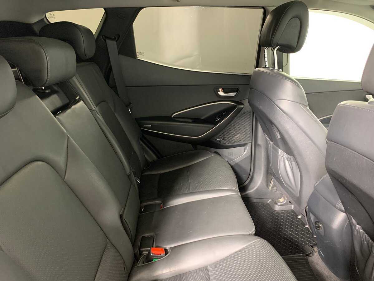 Купить Hyundai Santa Fe с пробегом. Фото: #17