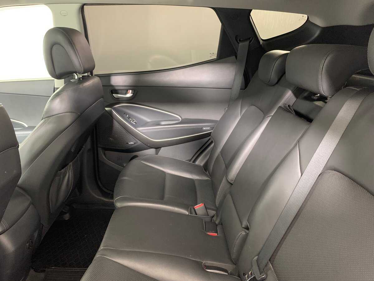 Купить Hyundai Santa Fe с пробегом. Фото: #19