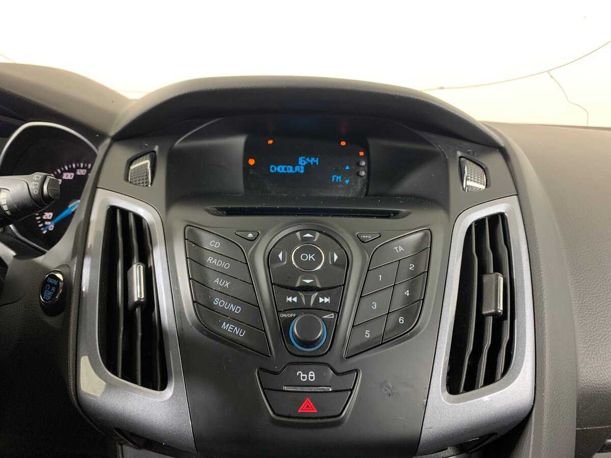 Купить Ford Focus с пробегом. Фото: #15