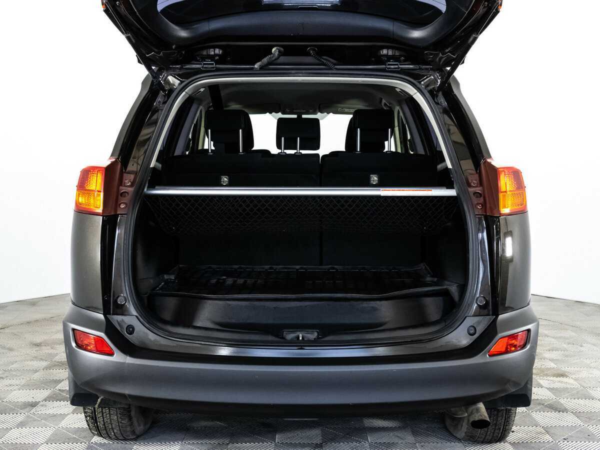 Купить Toyota RAV4 с пробегом. Фото: #15