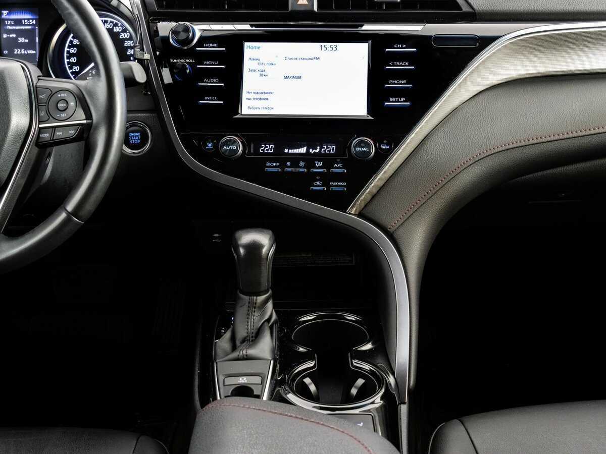 Купить Toyota Camry с пробегом. Фото: #9