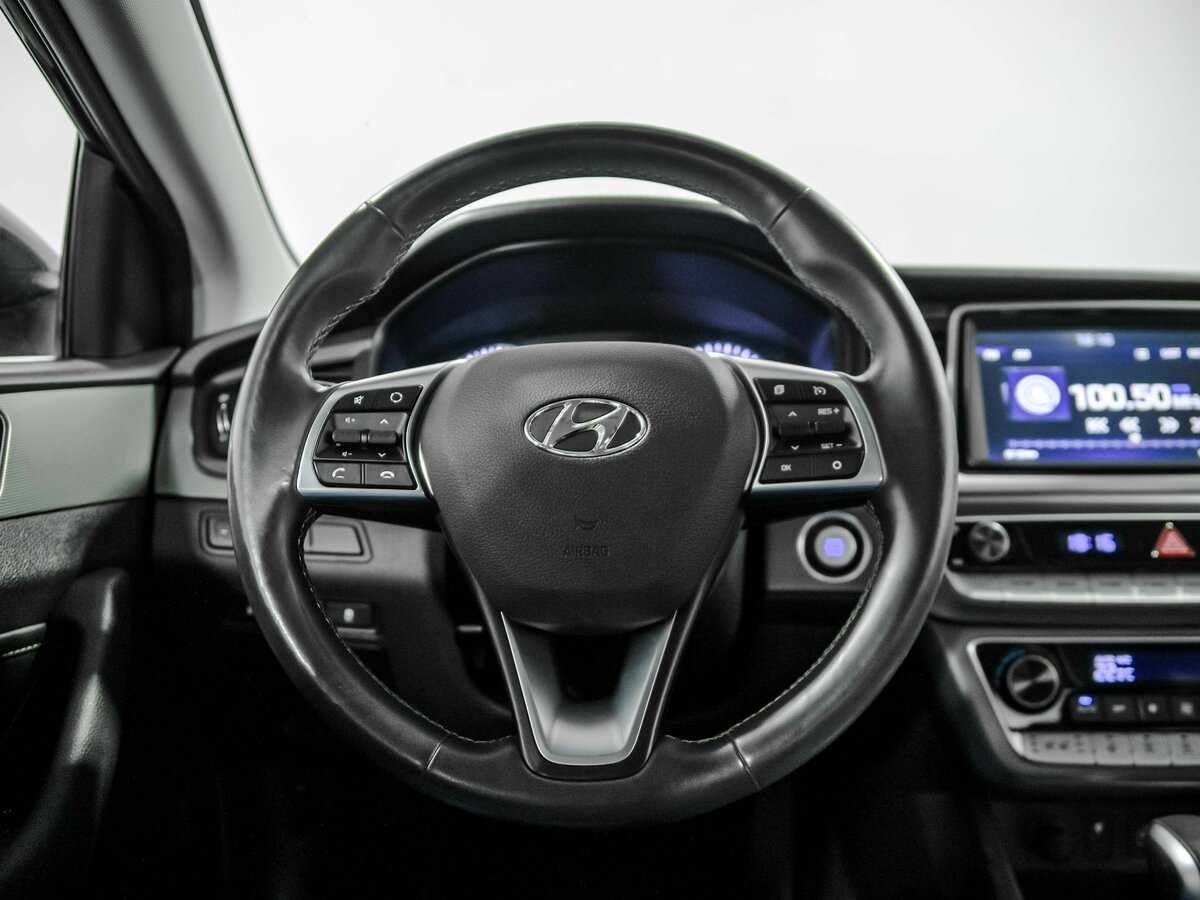 Купить Hyundai Sonata с пробегом. Фото: #8