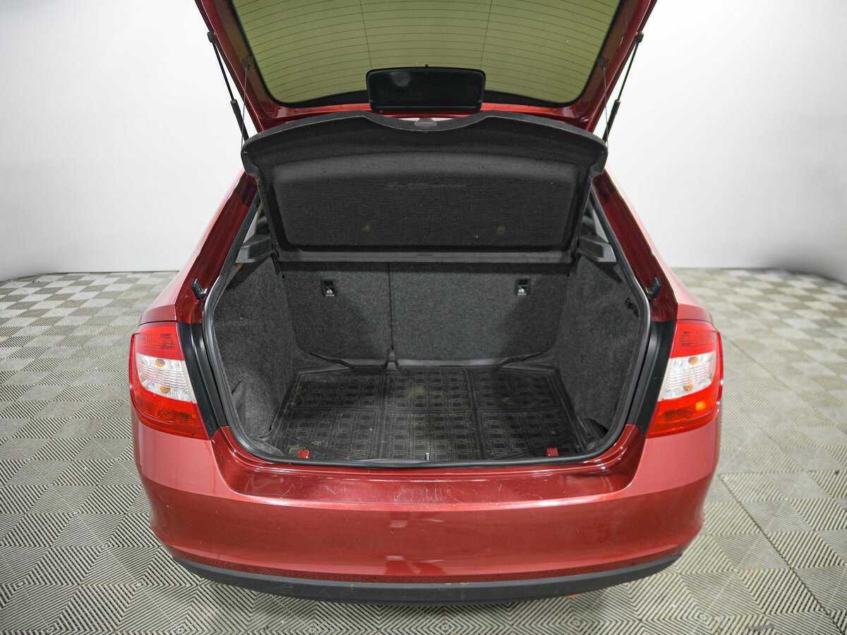 Купить Skoda Rapid с пробегом. Фото: #13