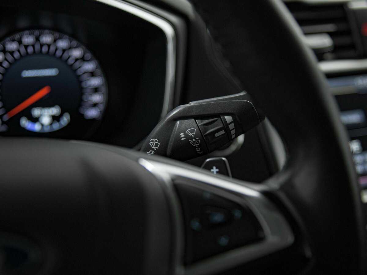 Купить Ford Mondeo с пробегом. Фото: #7