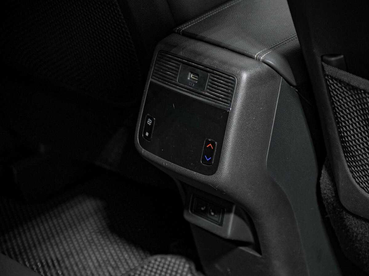 Купить EXEED VX с пробегом. Фото: #19