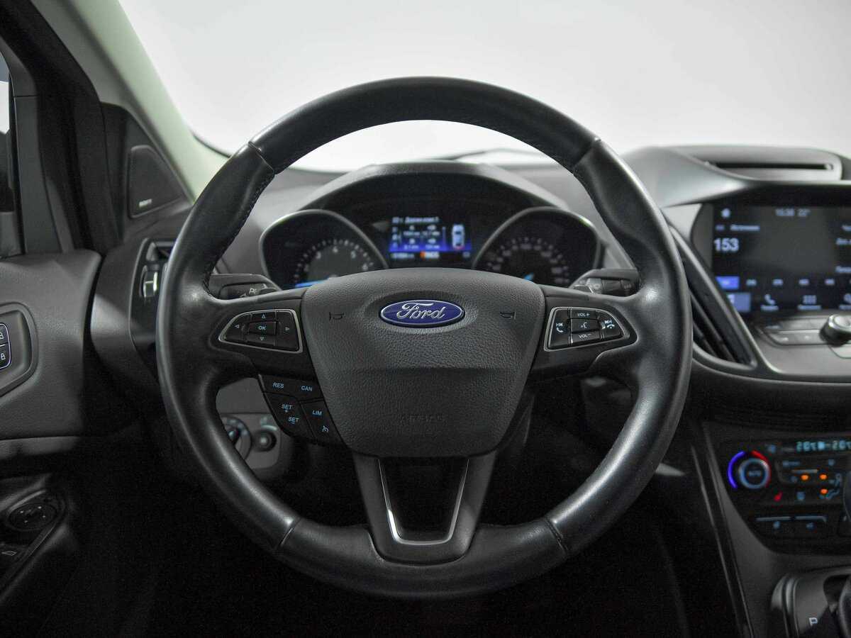 Купить Ford Kuga с пробегом. Фото: #7