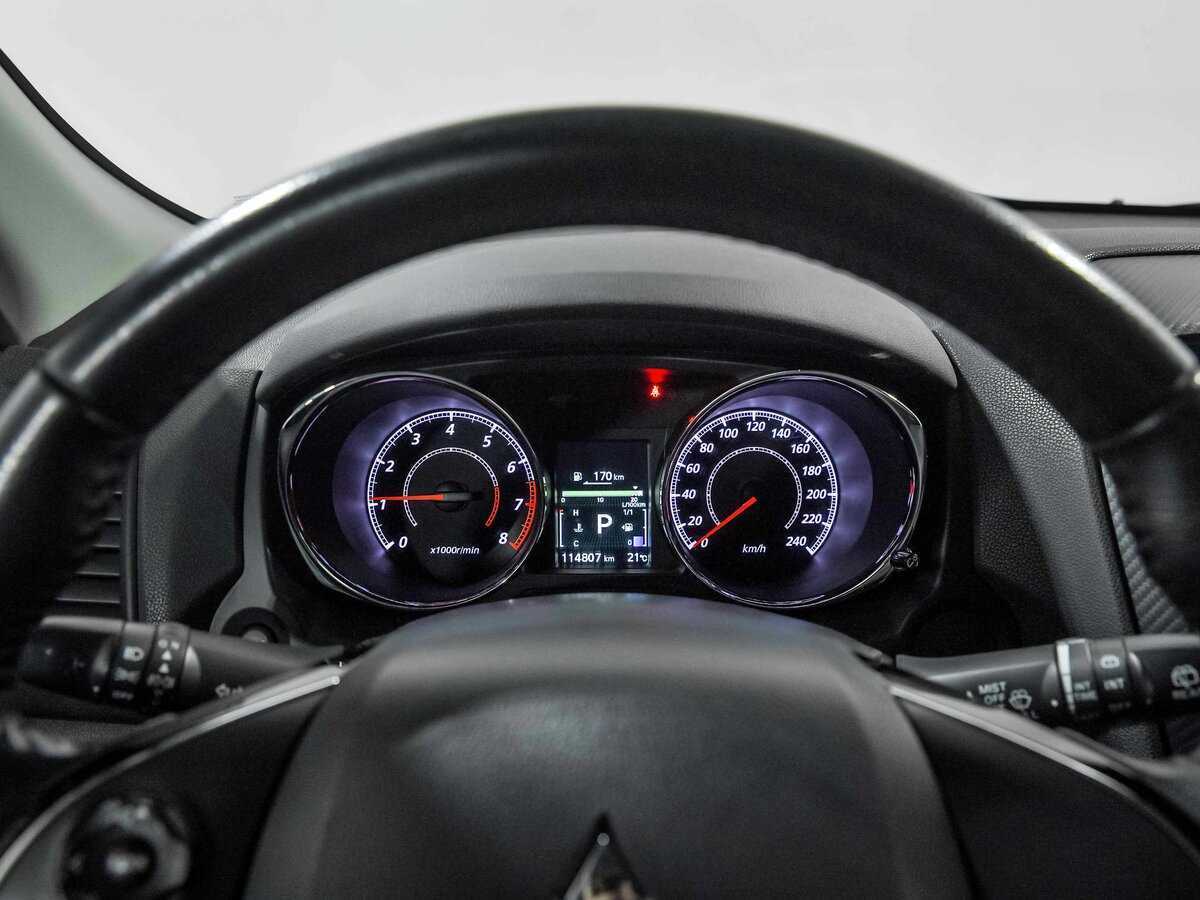 Купить Mitsubishi ASX с пробегом. Фото: #6