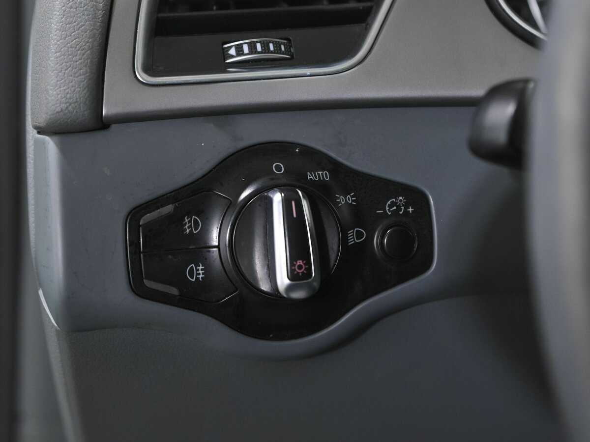 Купить Audi A4 с пробегом. Фото: #11