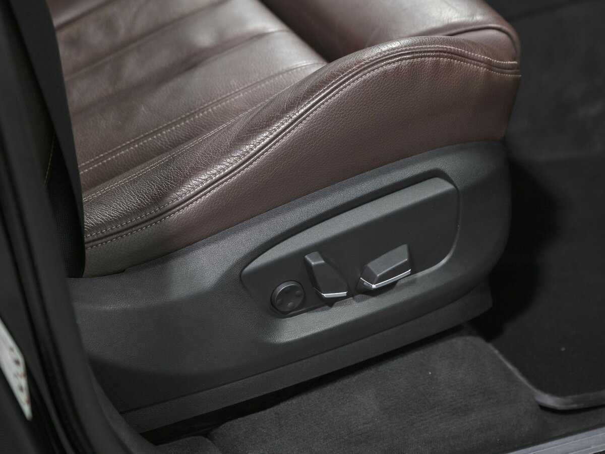 Купить BMW X5 с пробегом. Фото: #23