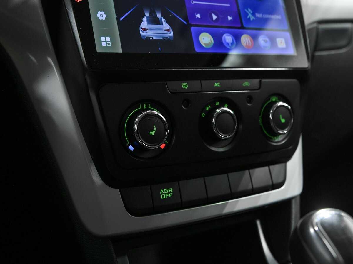 Купить Skoda Yeti с пробегом. Фото: #11