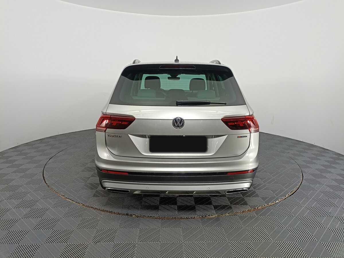 Купить Volkswagen Tiguan с пробегом. Фото: #5
