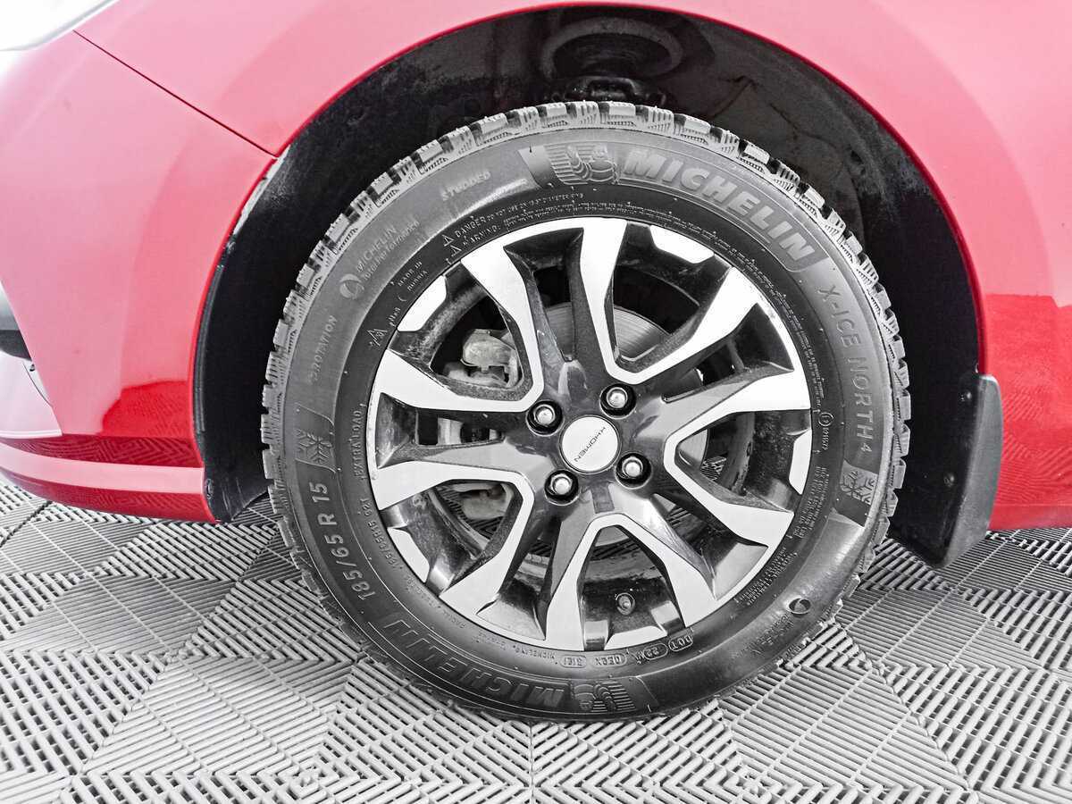 Купить Hyundai Solaris с пробегом. Фото: #14