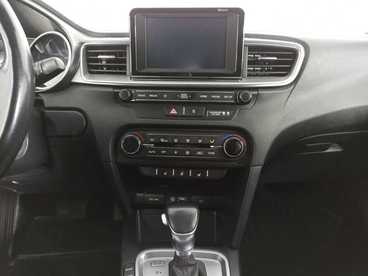 Купить Kia Ceed с пробегом. Фото: #14