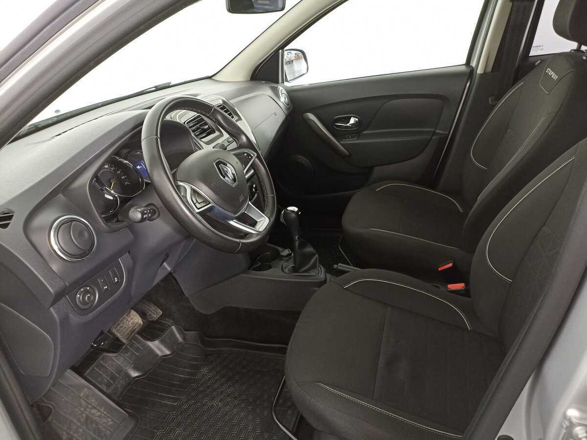 Купить Renault Sandero с пробегом. Фото: #15
