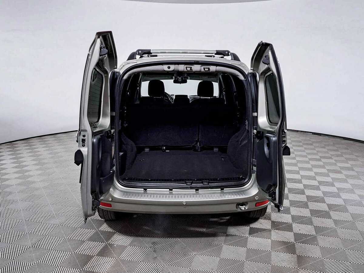 Купить Lada (ВАЗ) Largus с пробегом. Фото: #7