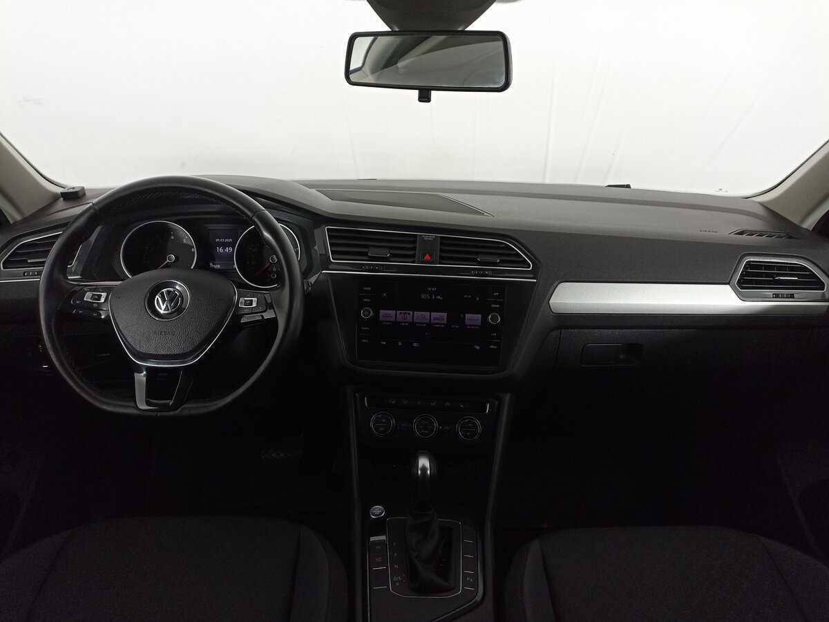 Купить Volkswagen Tiguan с пробегом. Фото: #13