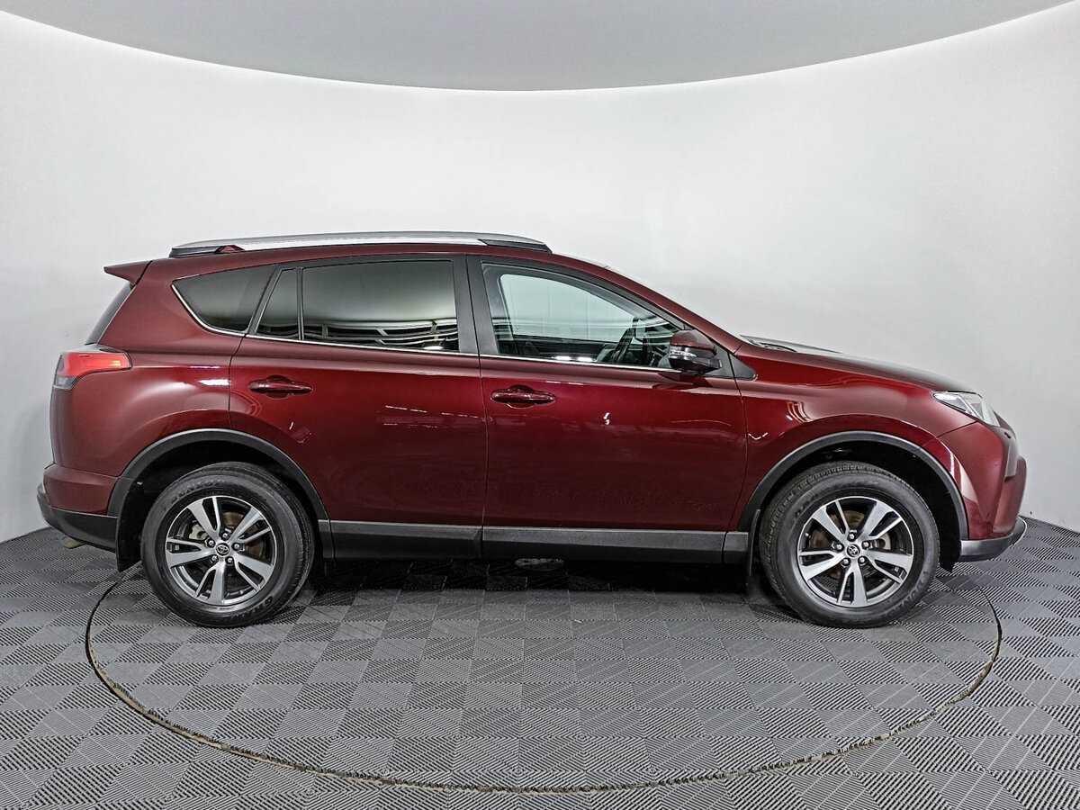 Купить Toyota RAV4 с пробегом. Фото: #3