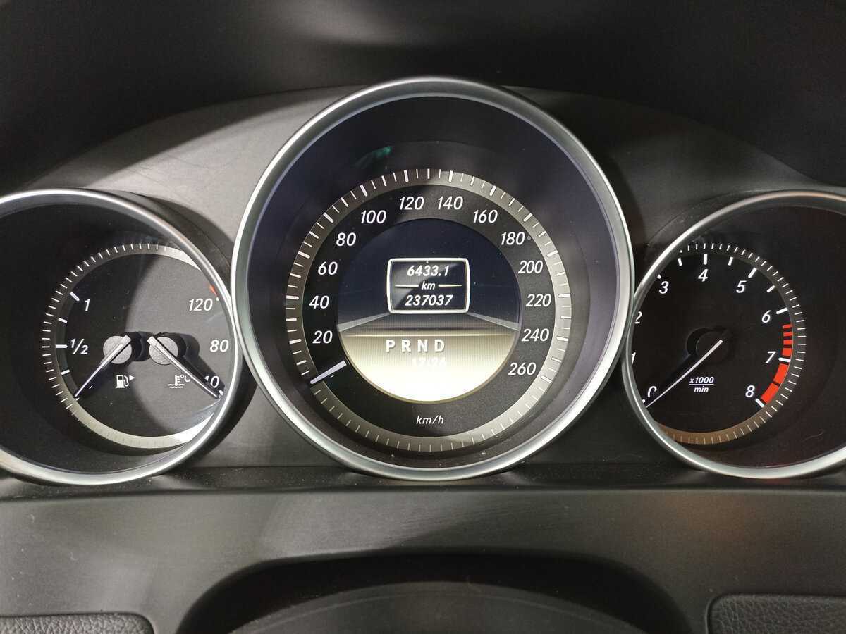 Купить Mercedes-Benz C-Класс с пробегом. Фото: #12