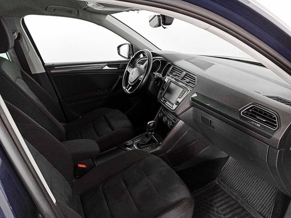 Купить Volkswagen Tiguan с пробегом. Фото: #7