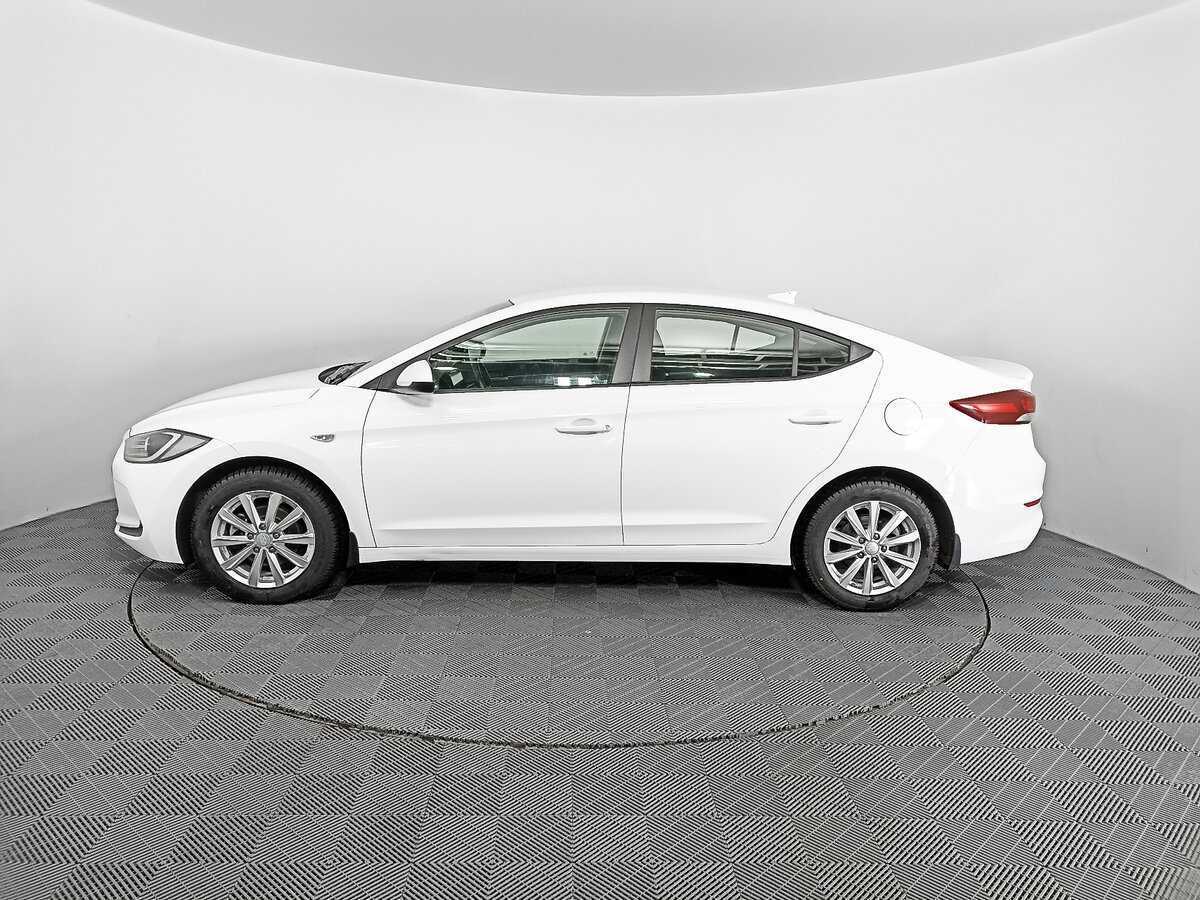 Купить Hyundai Elantra с пробегом. Фото: #7