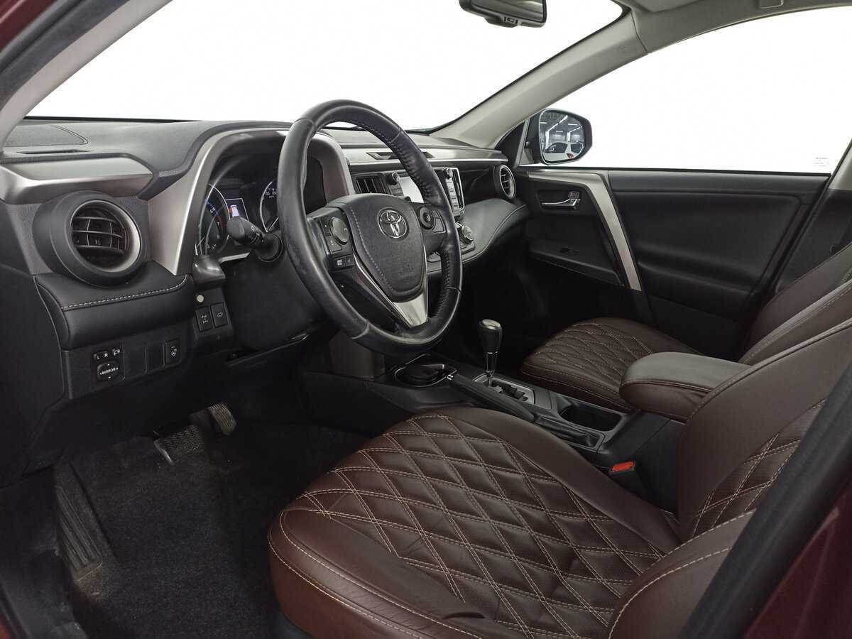Купить Toyota RAV4 с пробегом. Фото: #15