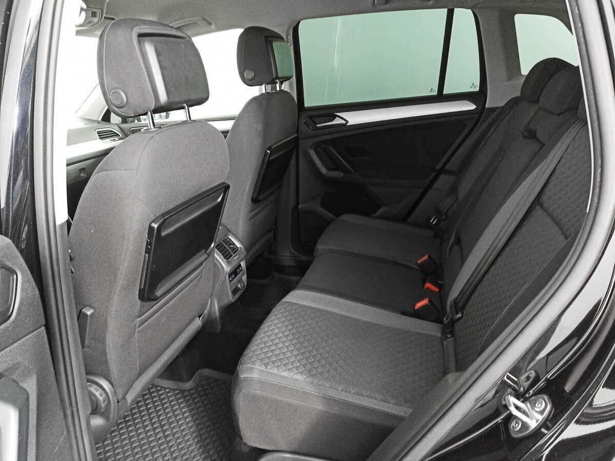 Купить Volkswagen Tiguan с пробегом. Фото: #11