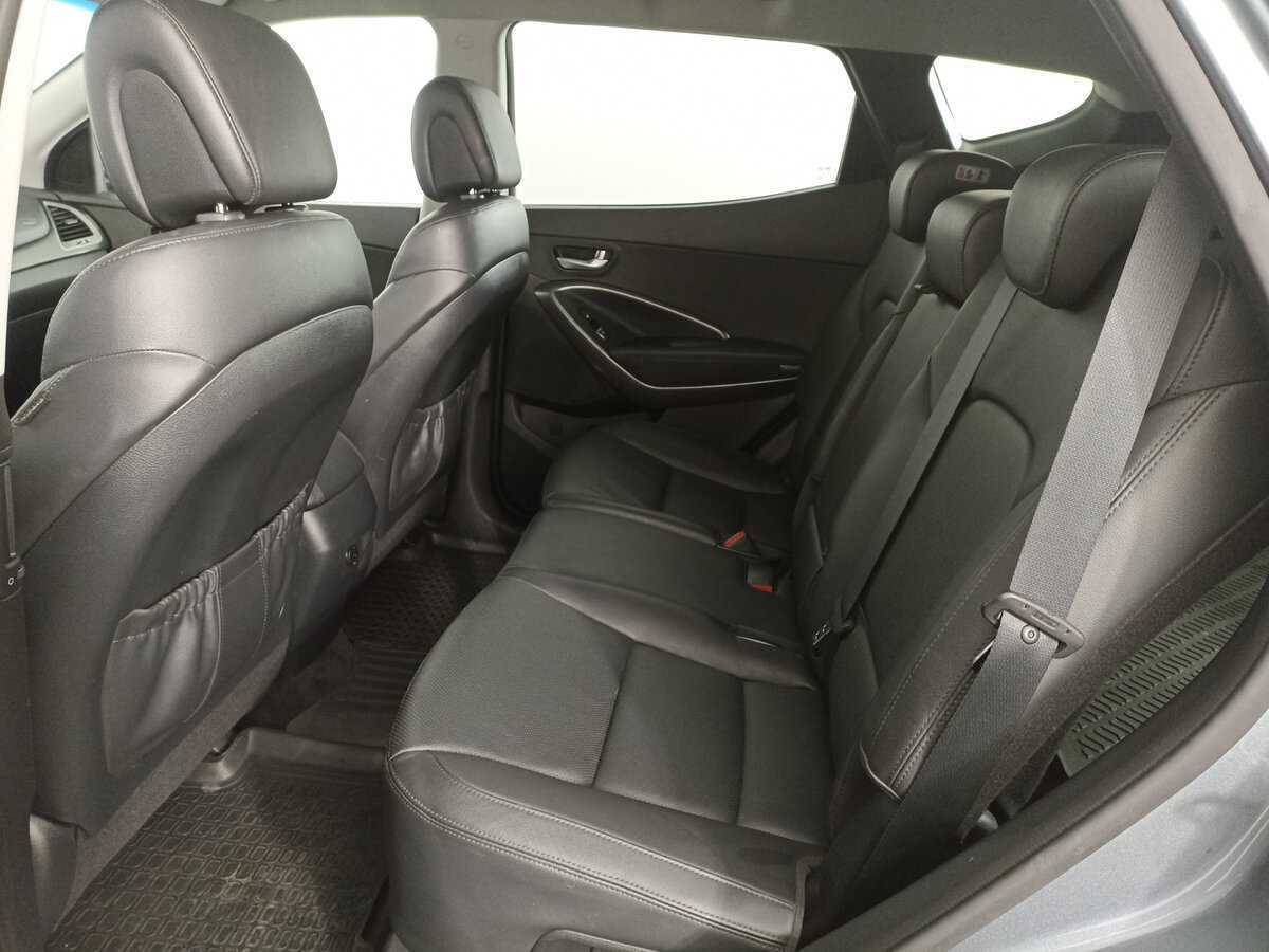 Купить Hyundai Santa Fe с пробегом. Фото: #11