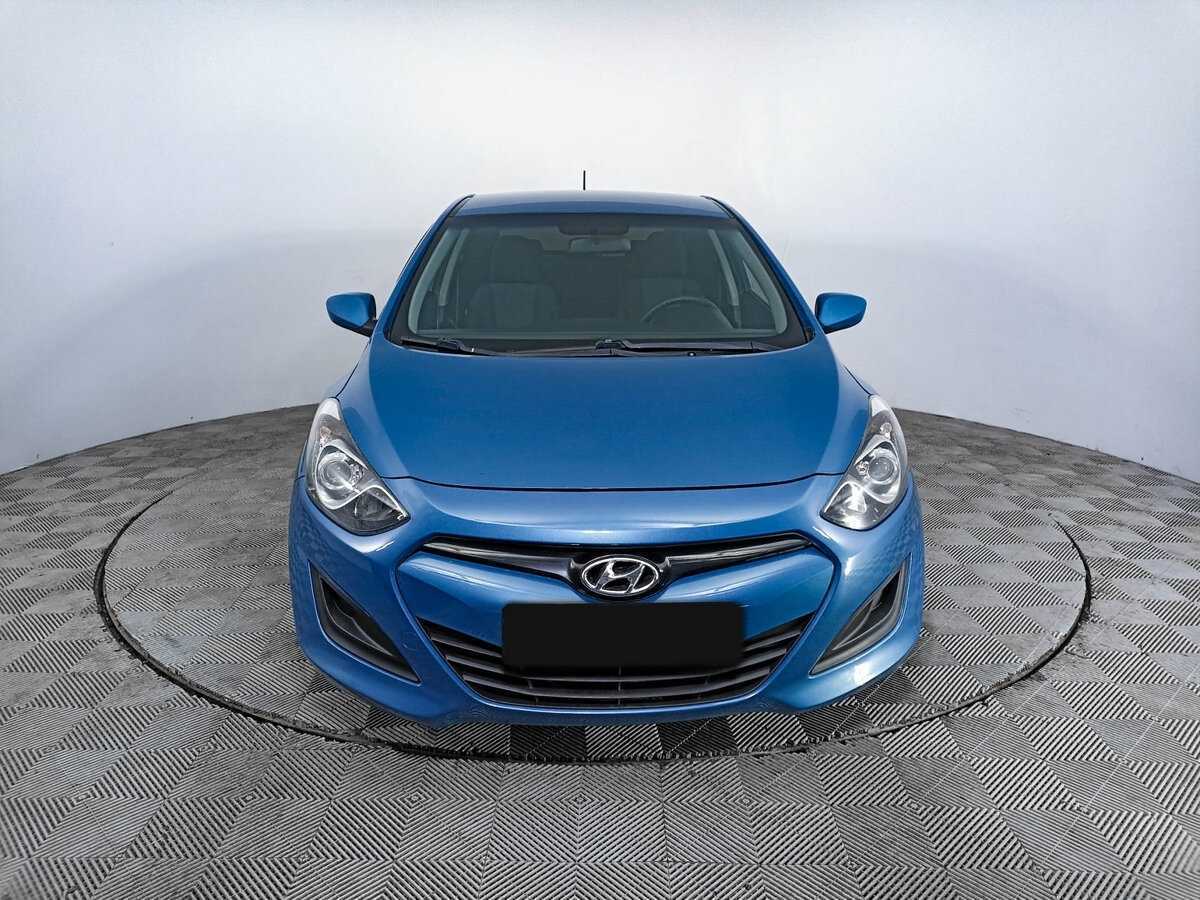 Купить Hyundai i30 с пробегом. Фото: #1