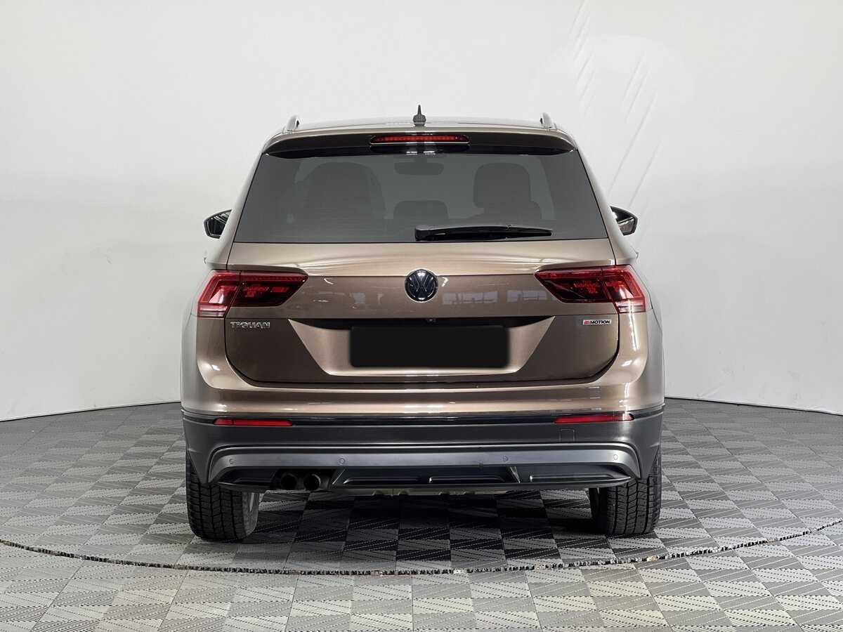 Купить Volkswagen Tiguan с пробегом. Фото: #4