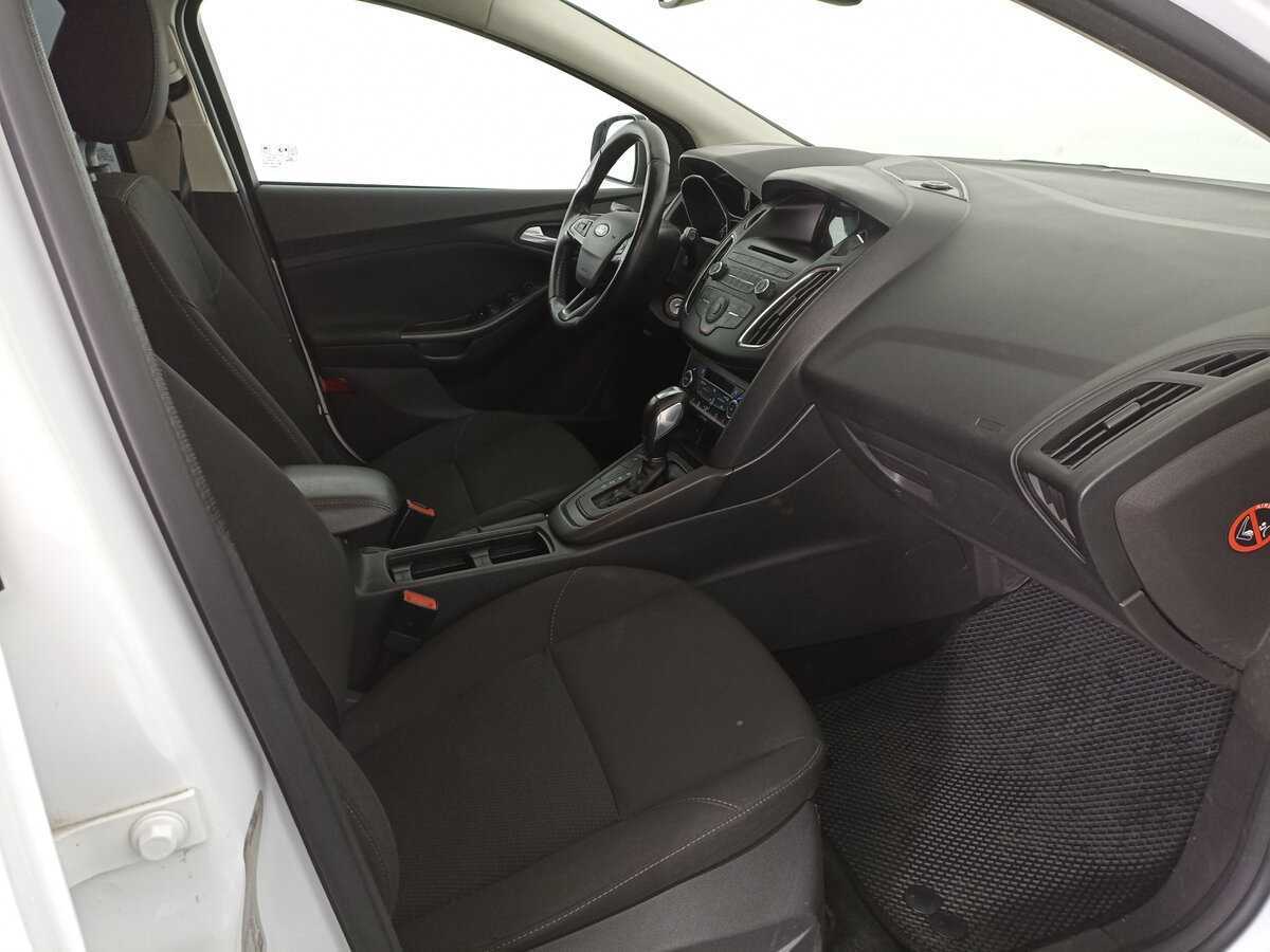 Купить Ford Focus с пробегом. Фото: #10