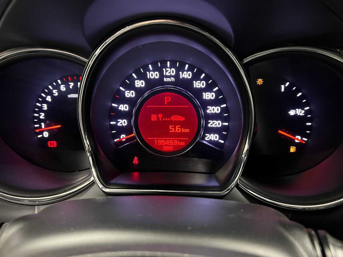 Купить Kia Ceed с пробегом. Фото: #12