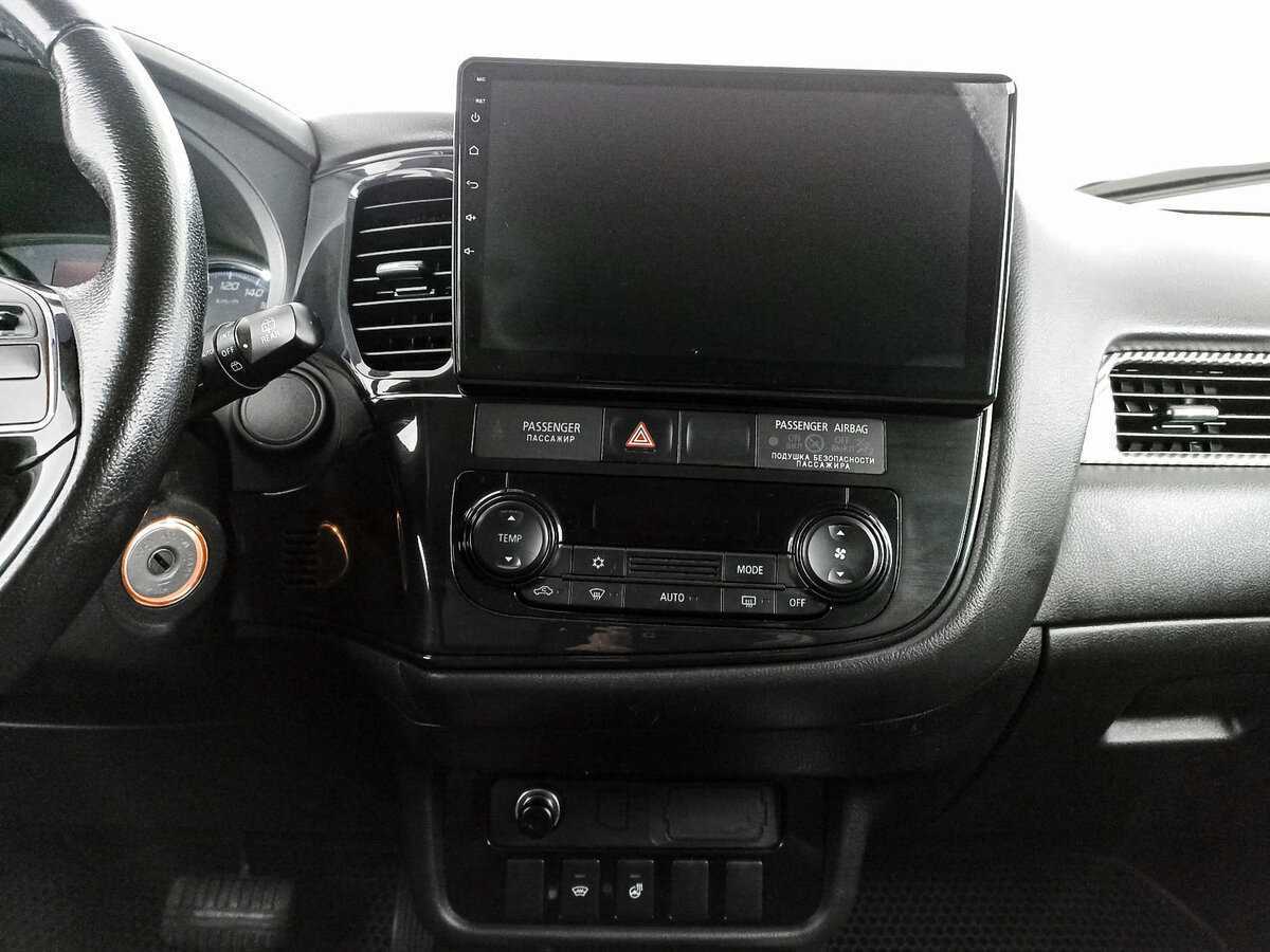 Купить Mitsubishi Outlander с пробегом. Фото: #13