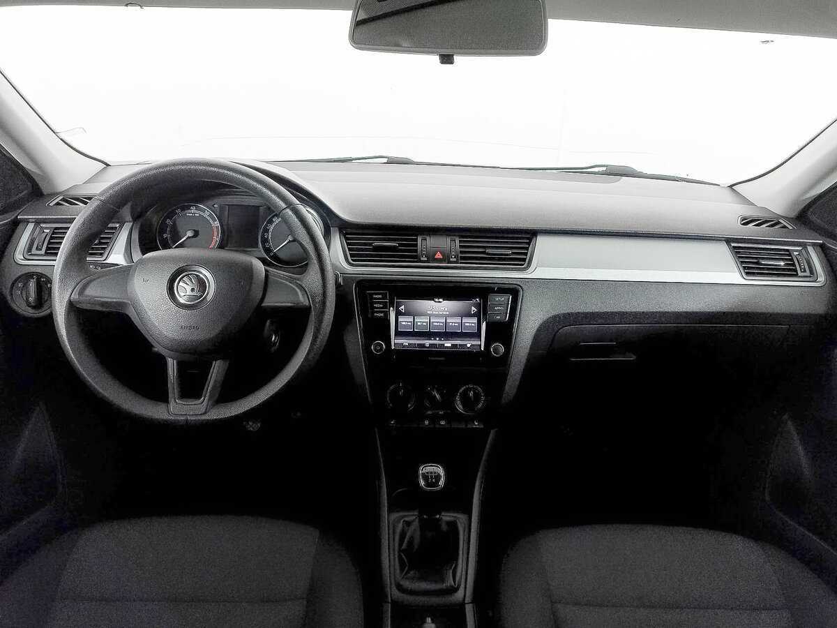Купить Skoda Rapid с пробегом. Фото: #13