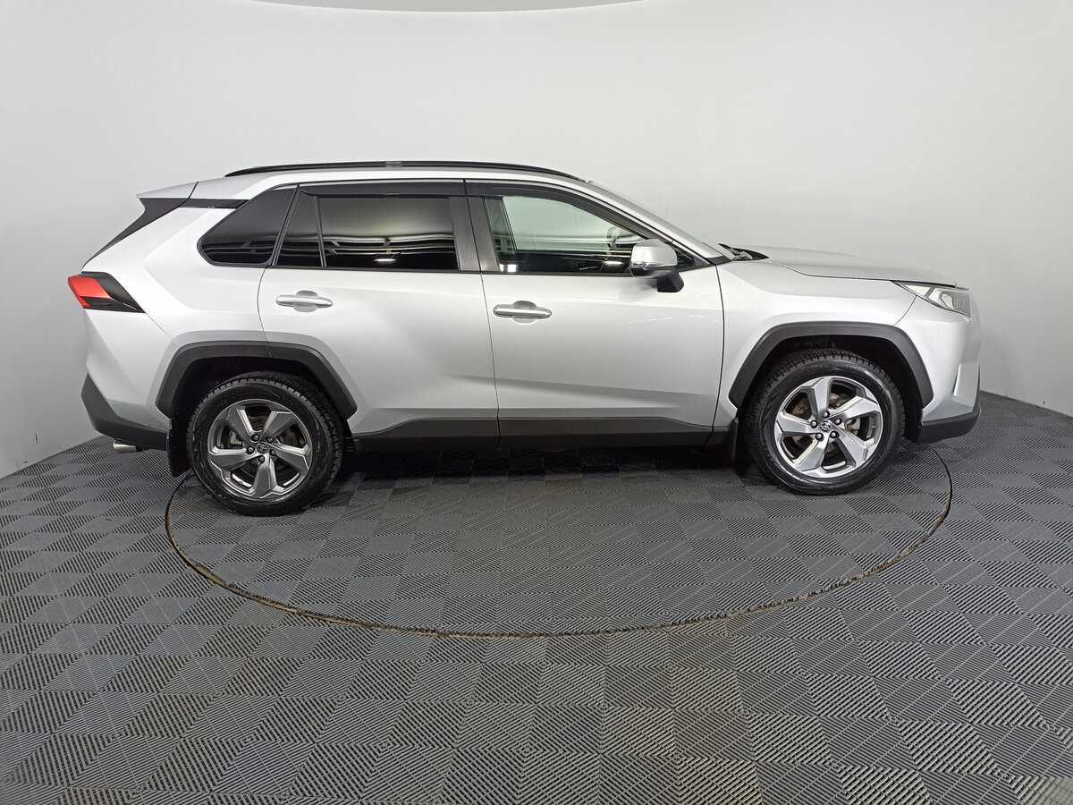 Купить Toyota RAV4 с пробегом. Фото: #3