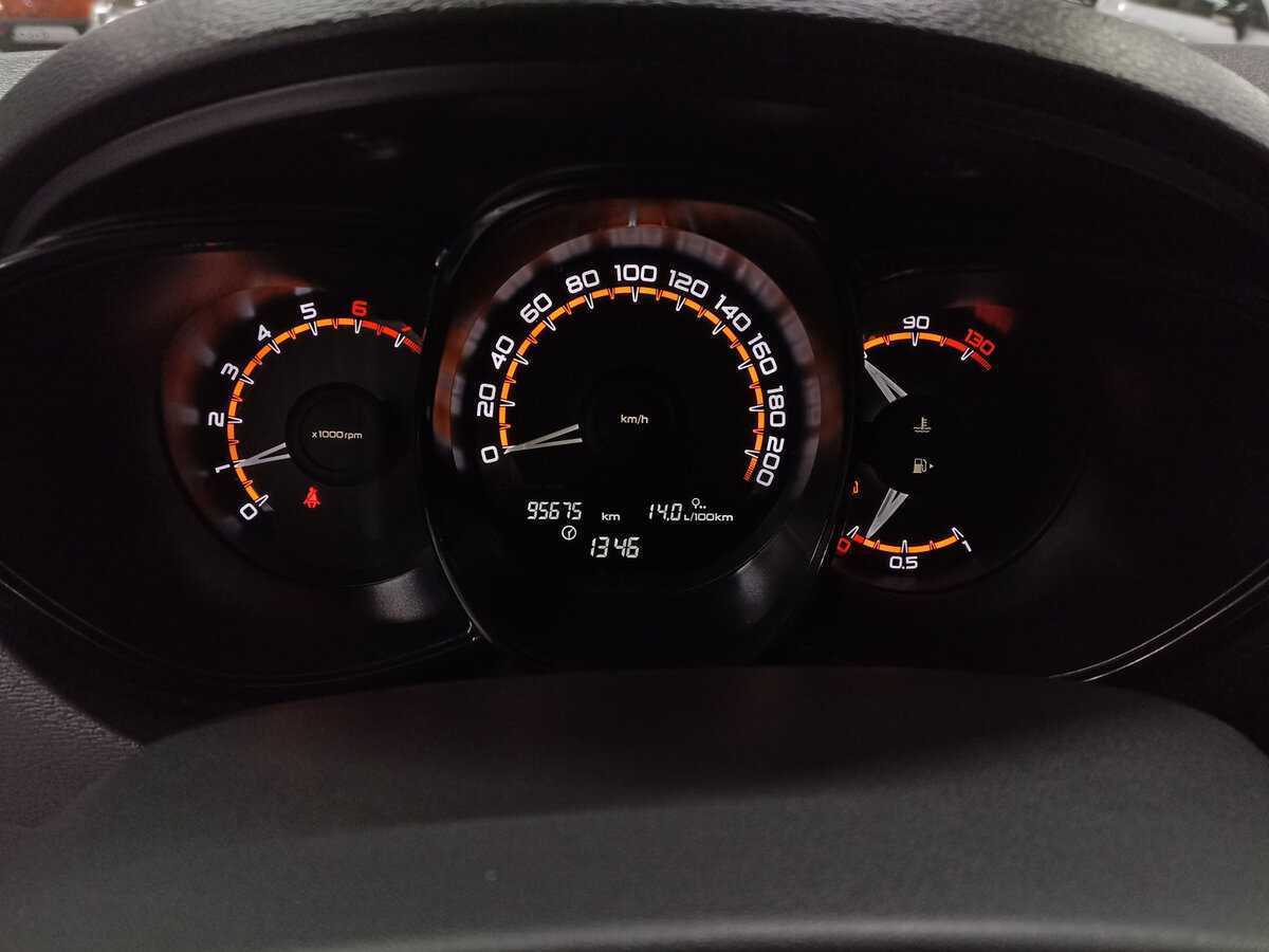 Купить Lada (ВАЗ) Vesta с пробегом. Фото: #12