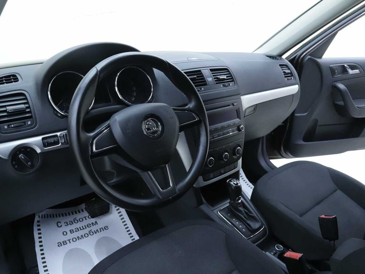 Купить Skoda Yeti с пробегом. Фото: #8