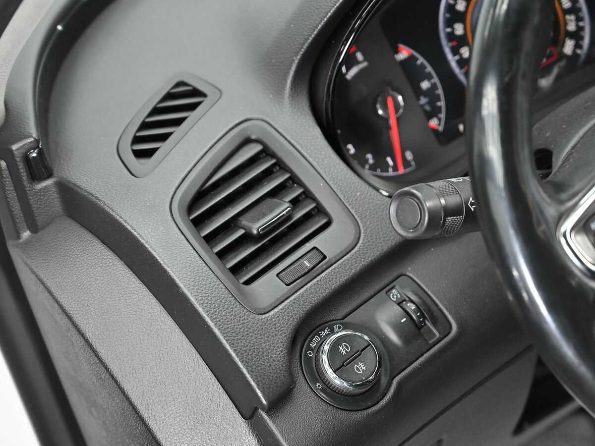 Купить Opel Insignia с пробегом. Фото: #7
