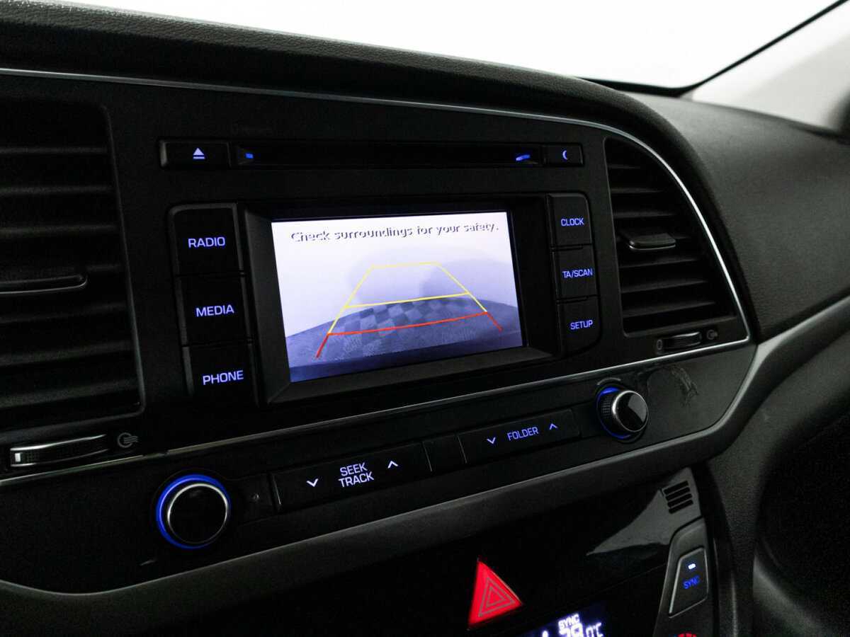 Купить Hyundai Elantra с пробегом. Фото: #15