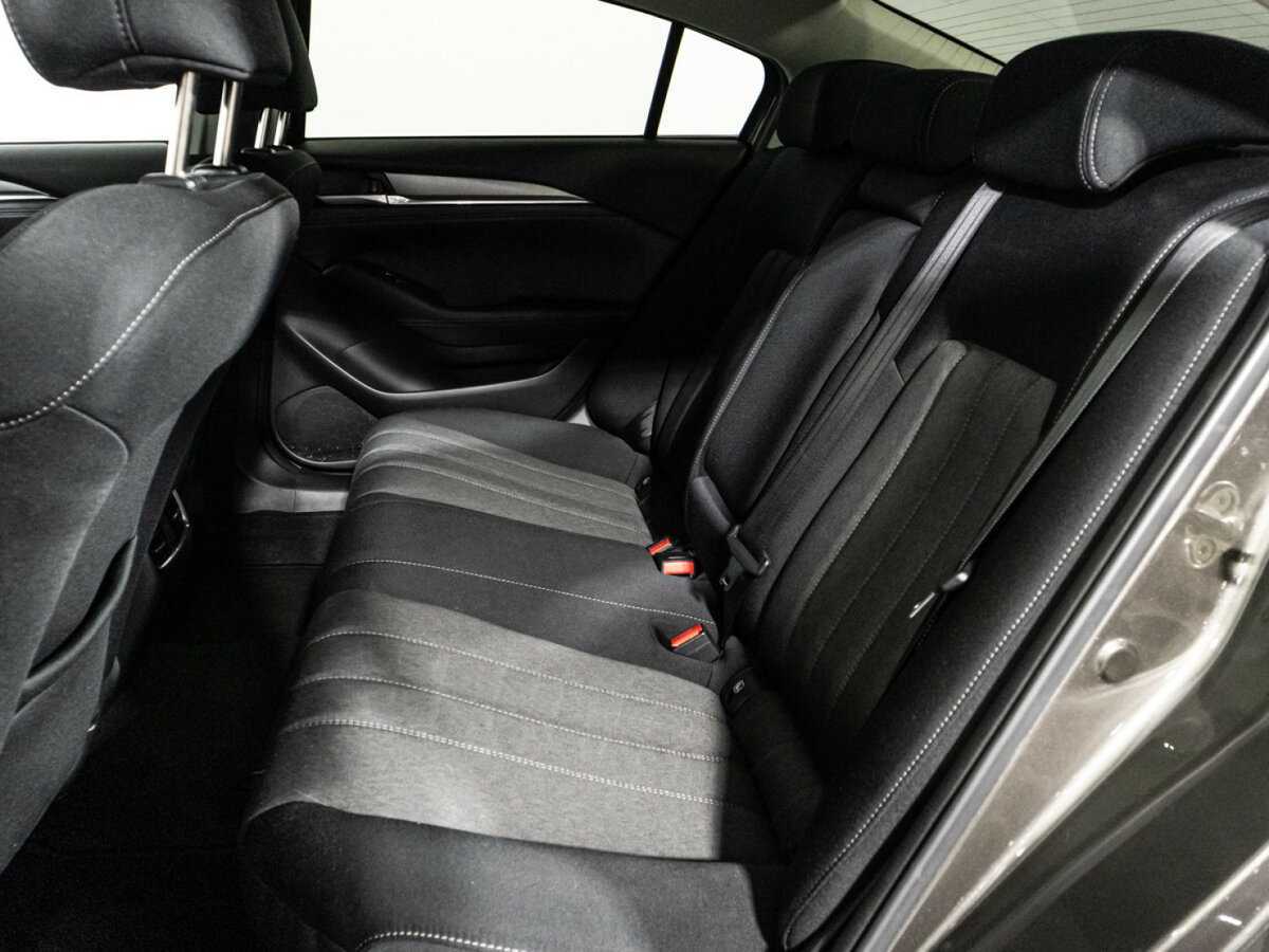 Купить Mazda 6 с пробегом. Фото: #9
