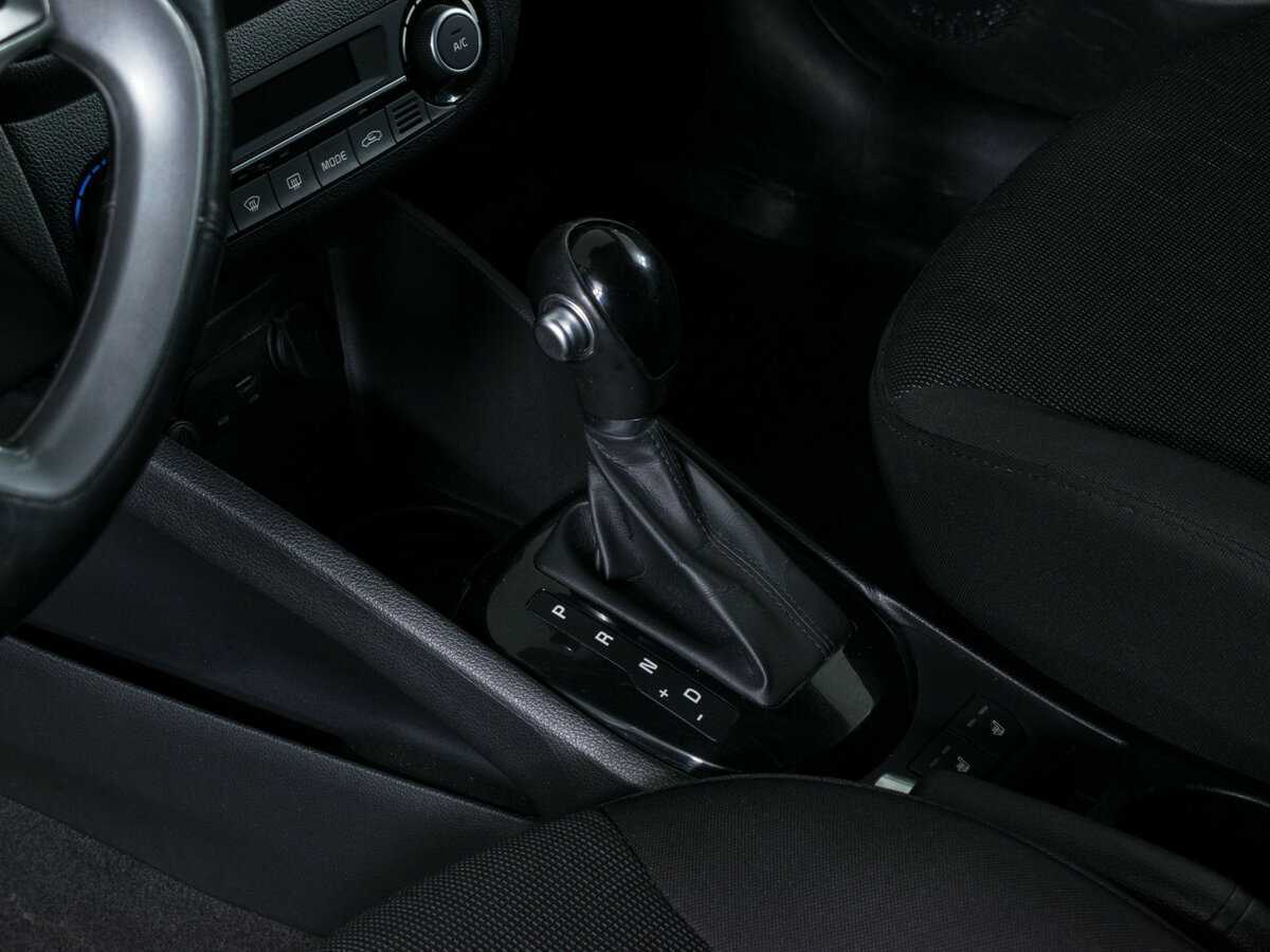 Купить Kia Rio с пробегом. Фото: #13