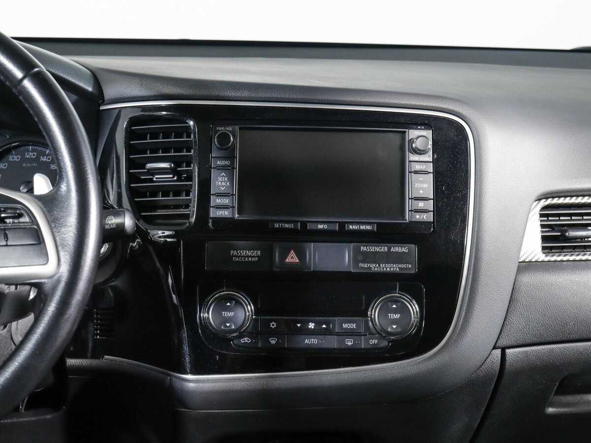 Купить Mitsubishi Outlander с пробегом. Фото: #6